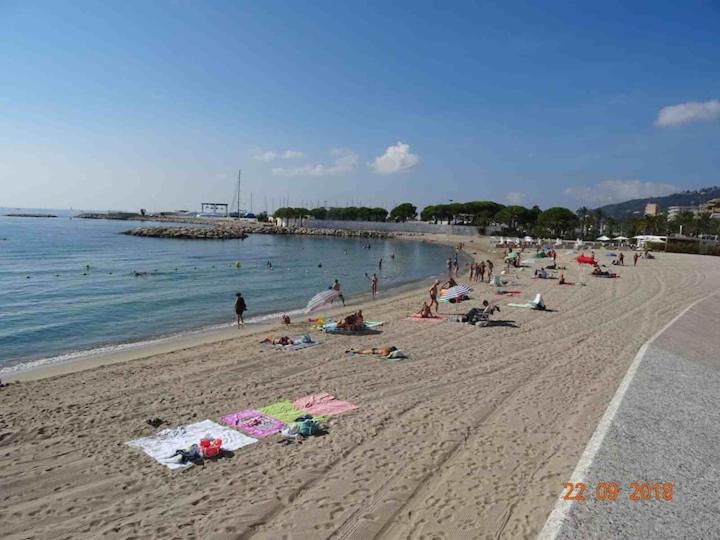 F1 A 5 Minutes Des Plages Et De La Gare Vallauris Esterno foto